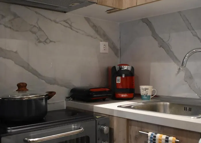 Tommys Apartmán Néoi Póroi